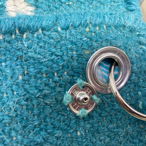 TURQUOISE/WHITE WOVEN WOOL WRISTLET WITH LEATHER STRAP - Picture 6 of 9